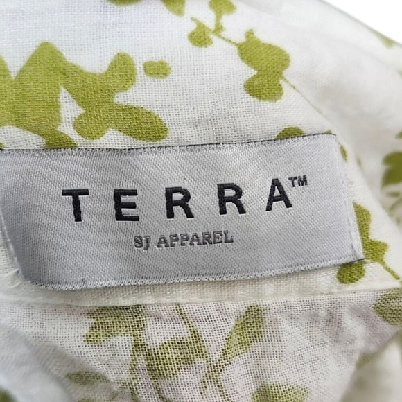 Terra SJ Apparel Green Floral Tunic Blouse Women’s S Cotton Rayon Button Front - Picture 11 of 12